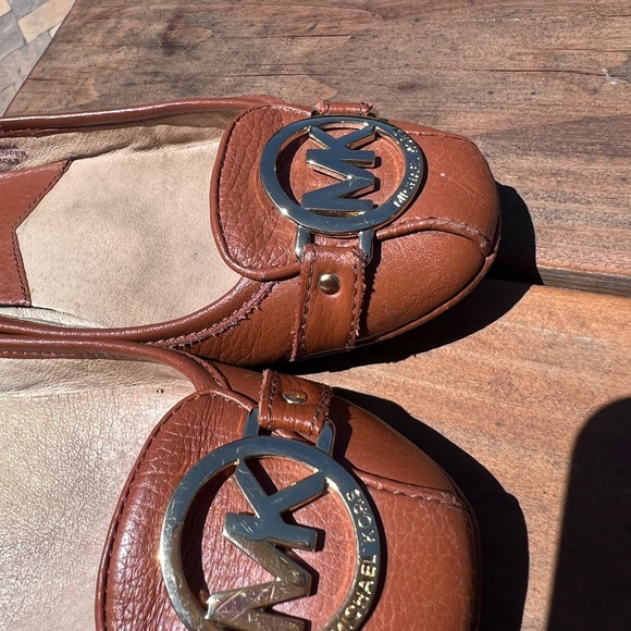 MK Tumbled leather, Fulton, size 7M - Picture 6 of 7